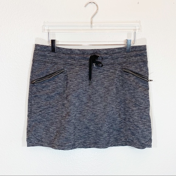 Athleta Dresses & Skirts - Athleta dark grey skorts with pockets